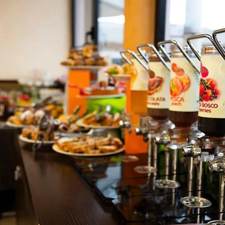 ホテル Ih La Mela 4*